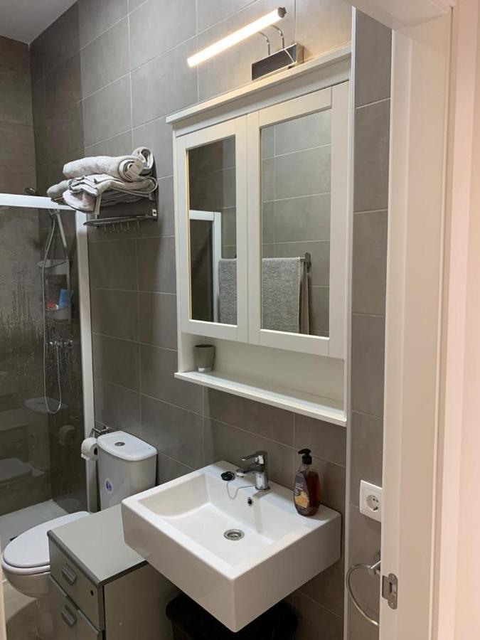 Apartamentos Valverde Cádiz 1 - A Esterno foto