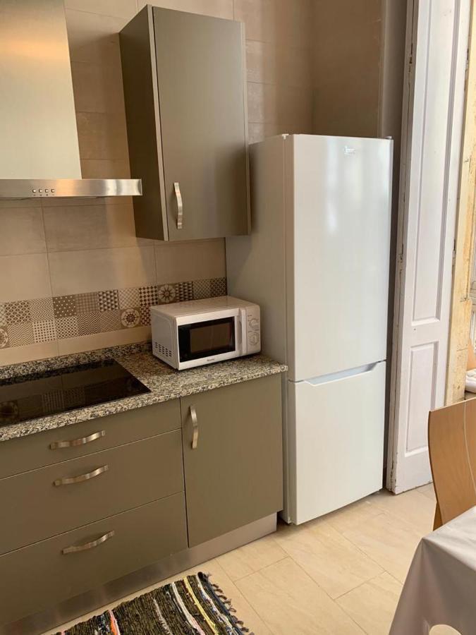 Apartamentos Valverde Cádiz 1 - A Esterno foto