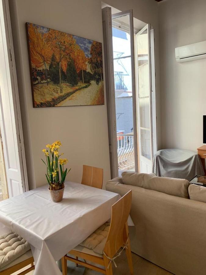 Apartamentos Valverde Cádiz 1 - A Esterno foto