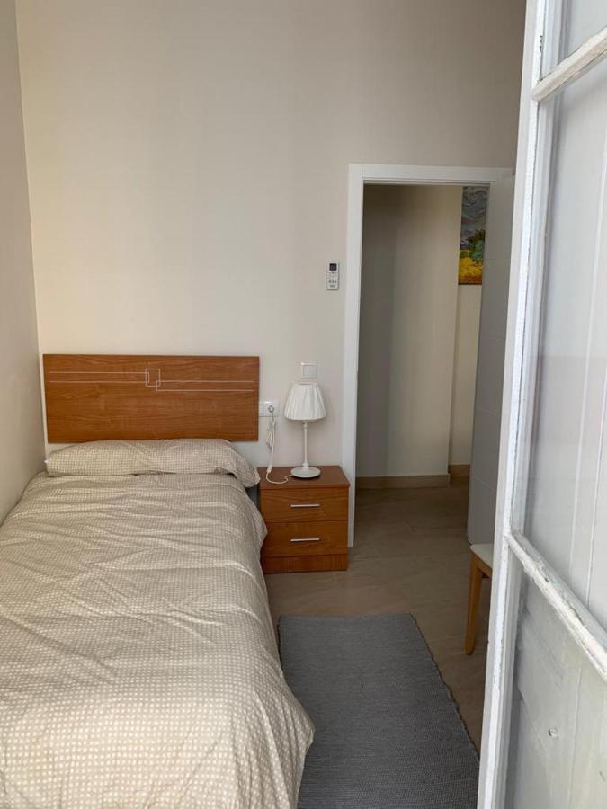 Apartamentos Valverde Cádiz 1 - A Esterno foto